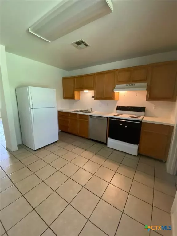 Killeen, TX 76543,1713 Windward DR #B