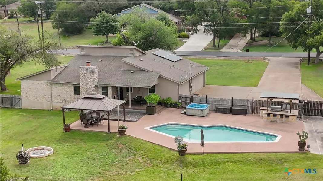 305 Canyon Wren DR, Buda, TX 78610