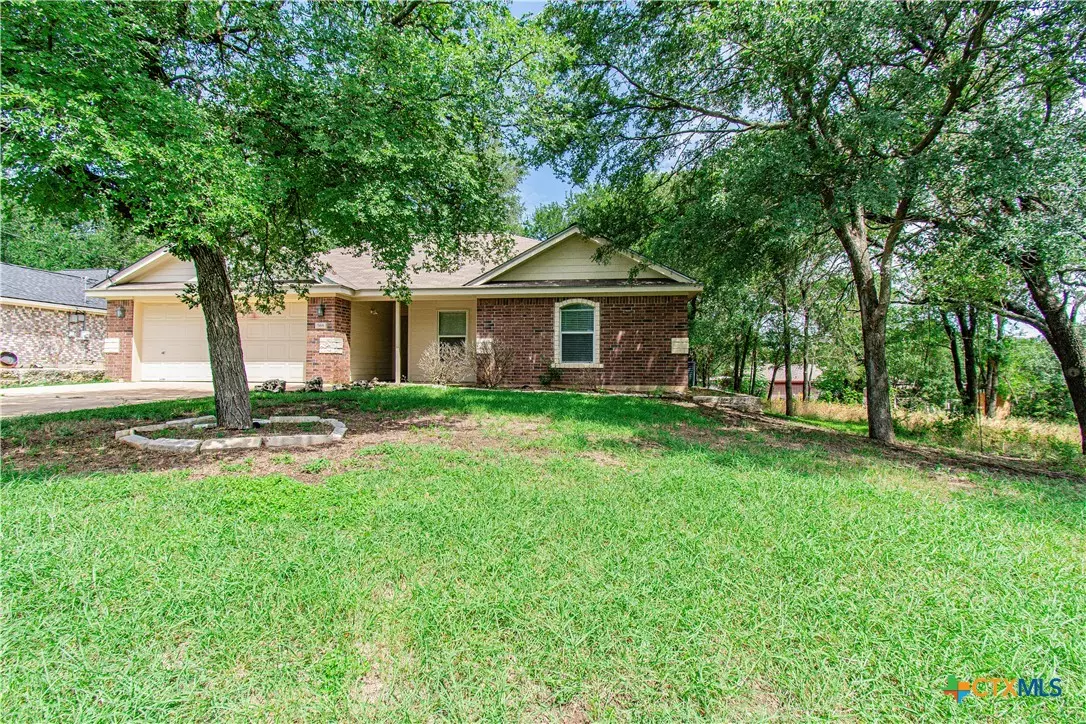 Belton, TX 76513,568 Morgans Point RD