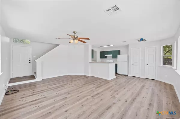 San Marcos, TX 78666,107 Cedar GRV