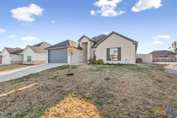 Waco, TX 76708,5404 Black Horse CT