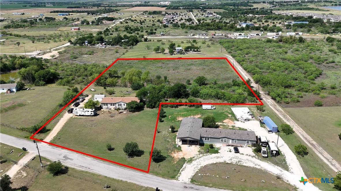 310 Gini LN, Niederwald, TX 78640