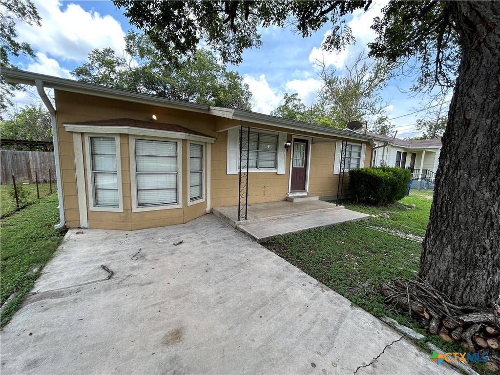 New Braunfels, TX 78130,720 Albert ST
