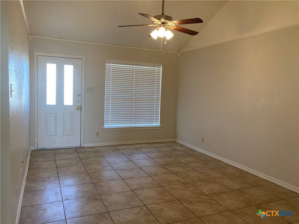 Killeen, TX 76543,1401 Windward DR #B