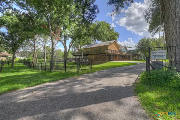 Seguin, TX 78155,1155 Ethel