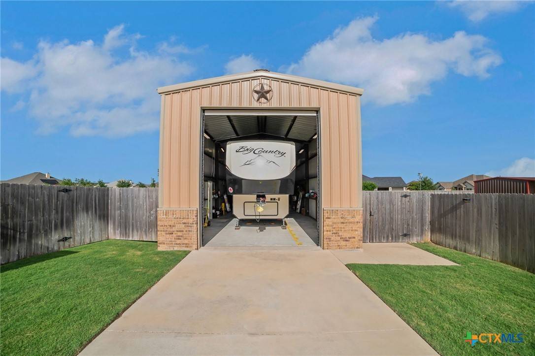 Salado, TX 76571,5125 Few Oaks DR
