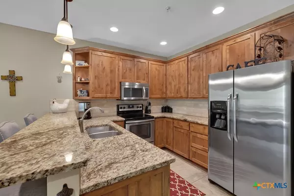 New Braunfels, TX 78132,540 River RUN #305
