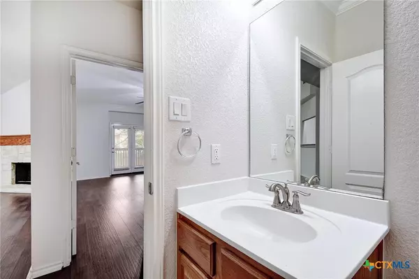 San Antonio, TX 78260,26119 Starling HL