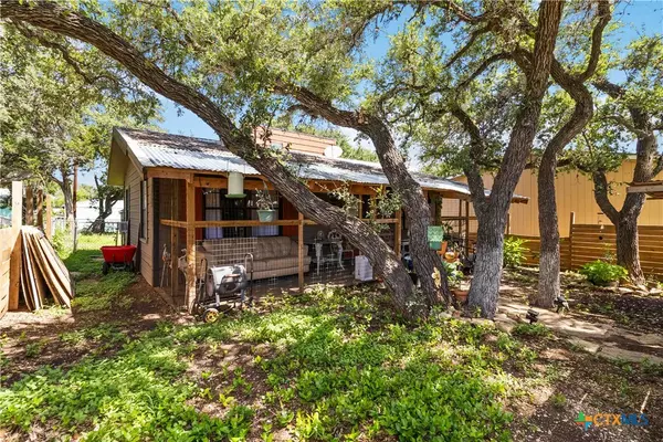 Canyon Lake, TX 78133,335 Flatrock DR