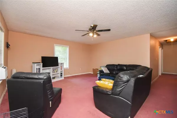 Cuero, TX 77954,209 Pleasants ST