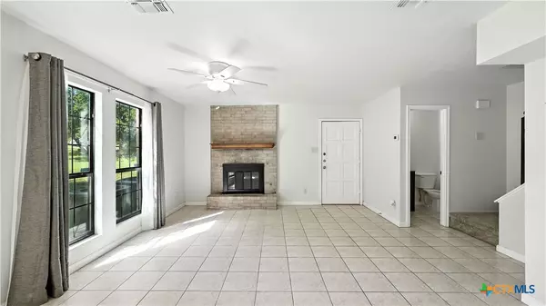 New Braunfels, TX 78130,1024 Mission DR #D