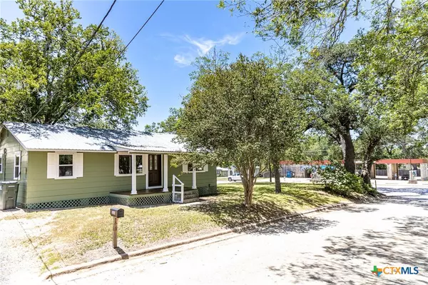 Hallettsville, TX 77964,200 Bowie ST