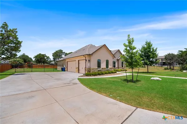 New Braunfels, TX 78132,381 Hessen WAY