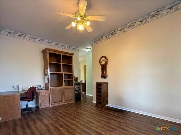 Port Lavaca, TX 77979,868 Shannon LN