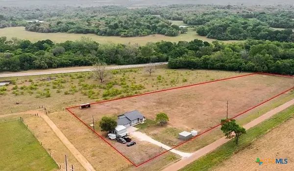 256 County Road 481, Gonzales, TX 78629