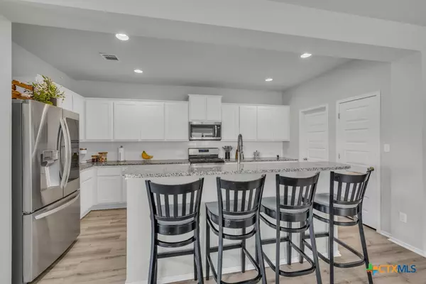 San Marcos, TX 78666,116 Gray Wolf DR
