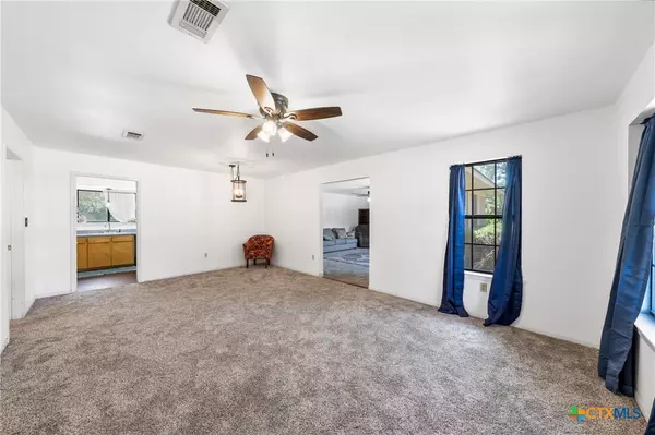 Salado, TX 76571,1405 Oak Park LN