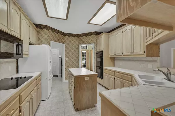New Braunfels, TX 78132,1781 Oak Forest DR