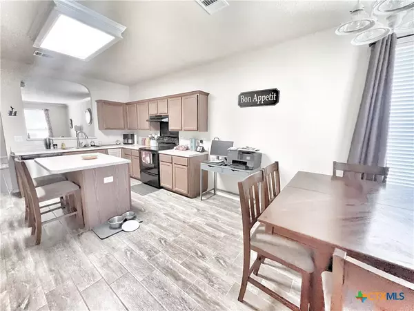 New Braunfels, TX 78130,2111 Dodge DR