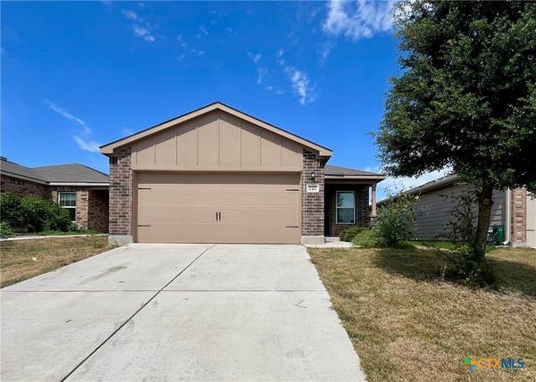 727 Wonderland TRL, New Braunfels, TX 78130
