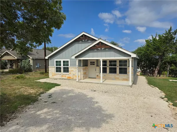 891 Roadrunner SPUR, Canyon Lake, TX 78133