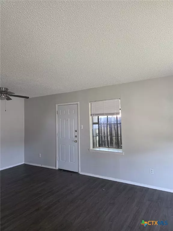 Killeen, TX 76543,4504 hunt circle