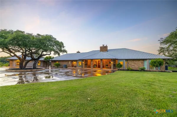 Blanco, TX 78606,871 Chimney Valley RD