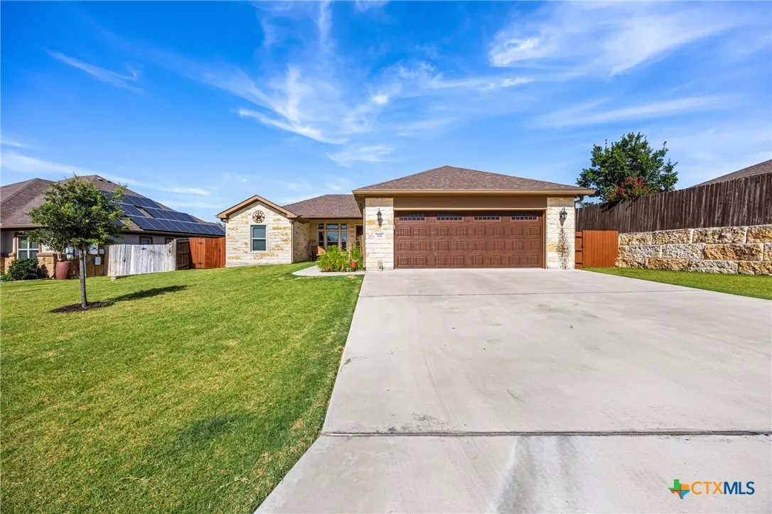 Jarrell, TX 76537,104 Adam Ridge LN