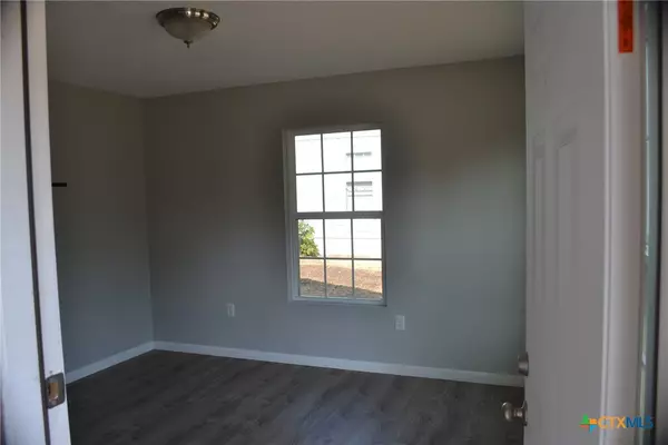 Killeen, TX 76541,418 E Garrison AVE