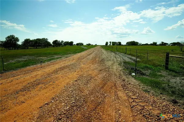 Schulenburg, TX 78956,5688 Falke-Heinrich RD
