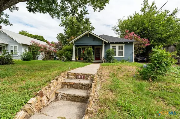 1111 Mclain ST, Taylor, TX 76574