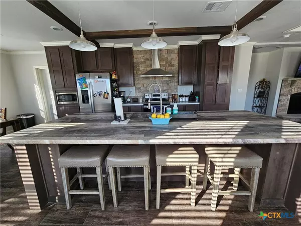 Pleasanton, TX 78064,2438 Ralph Coughran Rd RD