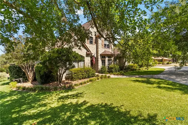 Seguin, TX 78155,230 Montwood