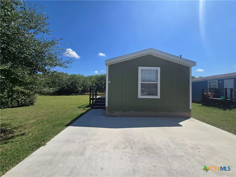 1911 Wald RD #11, New Braunfels, TX 78132