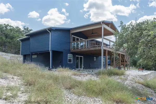 Canyon Lake, TX 78133,268 White Oak DR