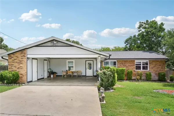 709 Harvey AVE, Burnet, TX 78611