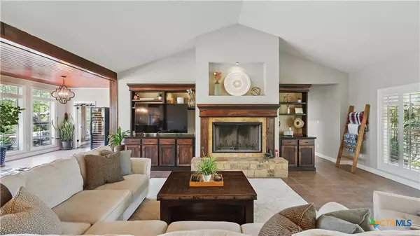 New Braunfels, TX 78132,3420 Lariat RDG