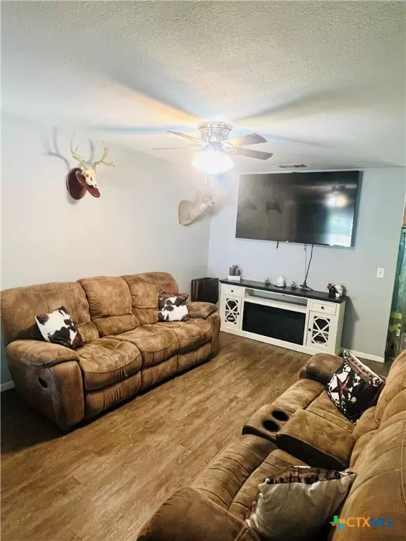 Lampasas, TX 76550,1407 W Avenue C