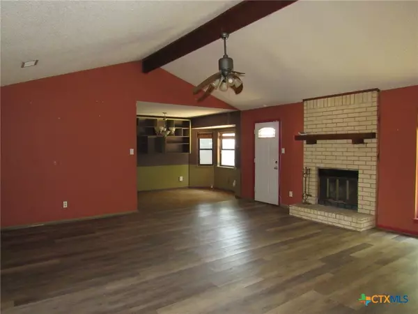 Killeen, TX 76543,604 Colonial LN