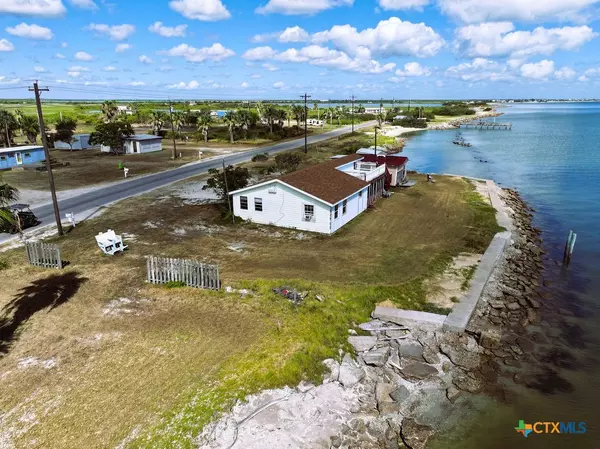 Port Lavaca, TX 77979,213 S Ocean DR