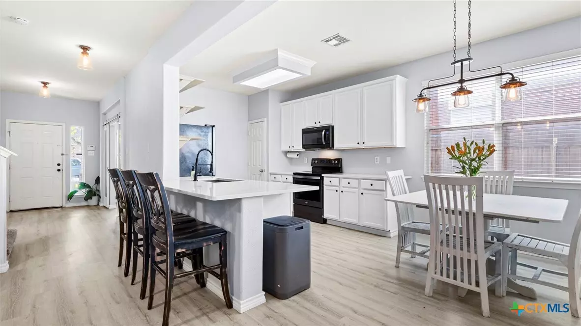 New Braunfels, TX 78130,2024 Warwick PL