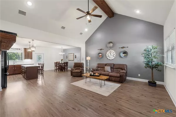 Eddy, TX 76524,306 Eagle DR