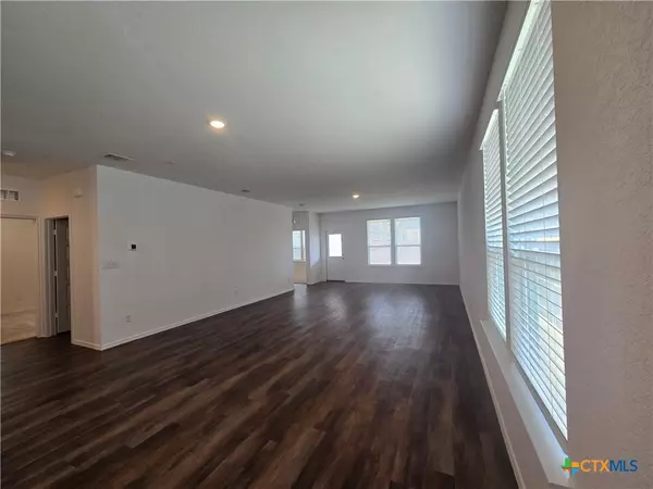 New Braunfels, TX 78130,729 Heartseed AVE