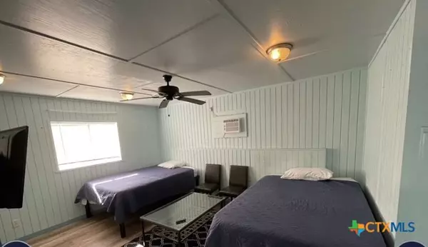 Port O'connor, TX 77982,1301 W Olive AVE