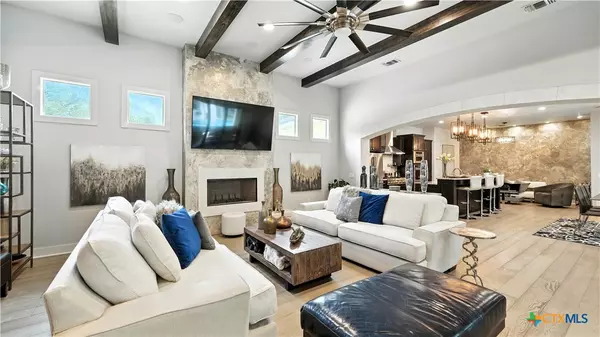 San Antonio, TX 78266,8614 Wild Wind PARK