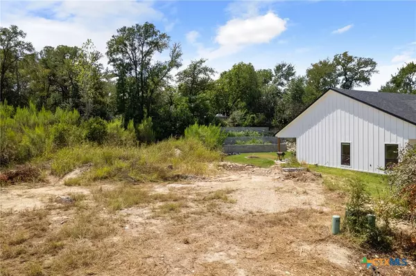 Belton, TX 76513,408 E Avenue H