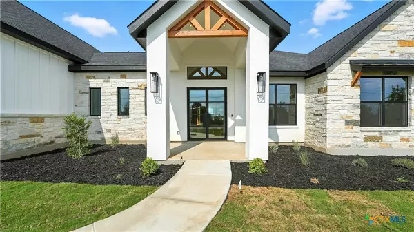 306 Toucan DR, Spring Branch, TX 78070