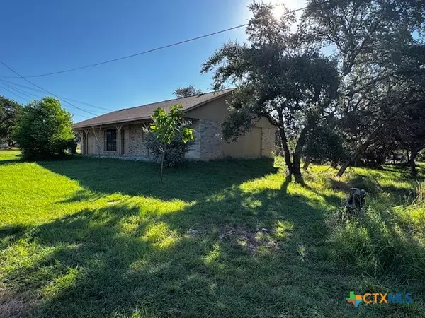 5 Spruce DR, Belton, TX 76513