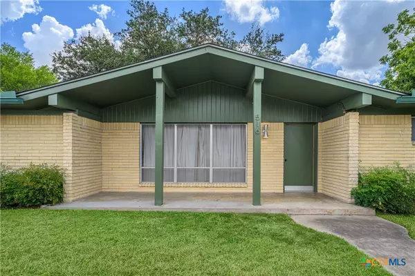 Shiner, TX 77984,516 W Fourteenth Street