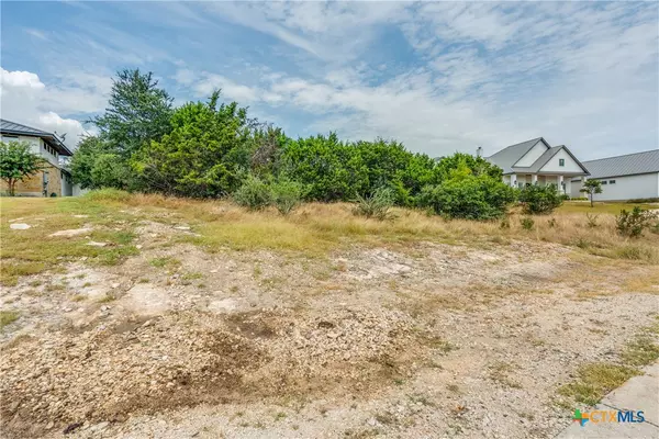 New Braunfels, TX 78132,2218 Pinot Blanc